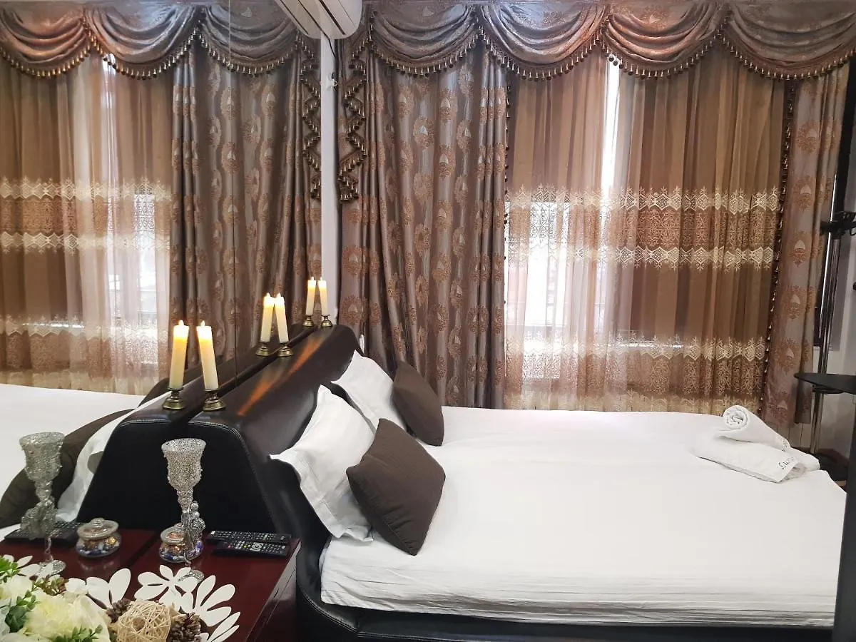 Ground Floor Mega Mall National Arena Monza Bucureşti Apartament