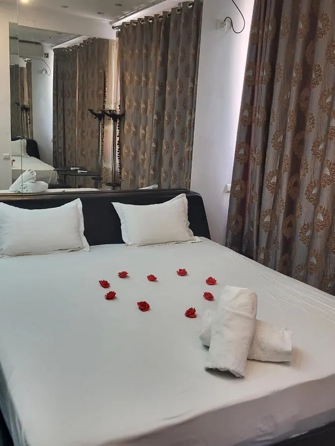 Ground Floor Mega Mall National Arena Monza Bucureşti